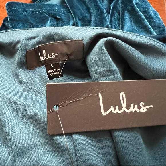 NWT Lulus Velvet Wrap Maxi Dress - Picture 8 of 9